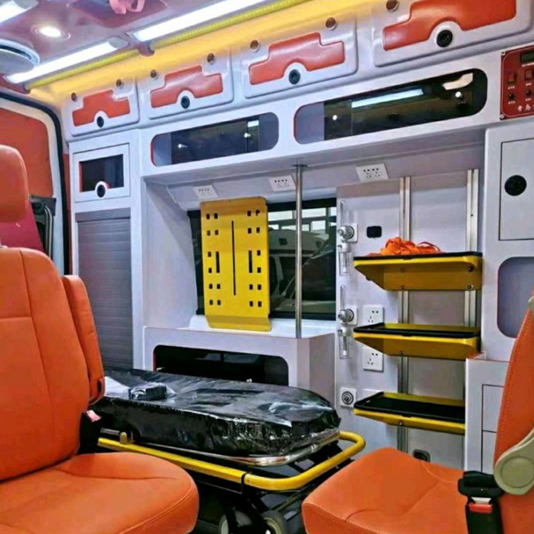 秦皇岛长途救护车护送病人租赁价格
